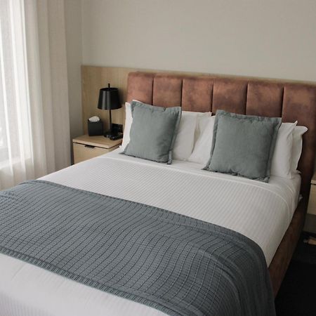 Hotel Pasadena Sydney à Church Point Extérieur photo