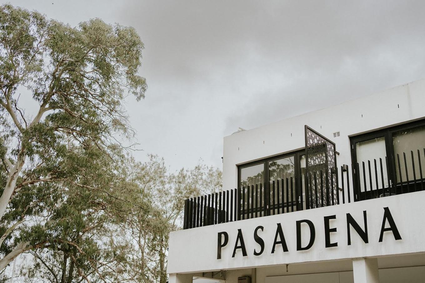 Hotel Pasadena Sydney à Church Point Extérieur photo